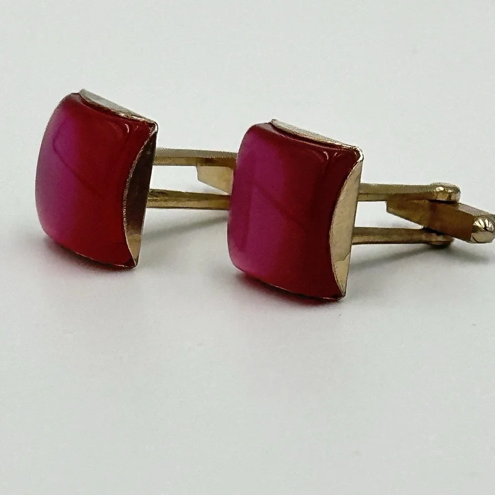 Vintage Gold Tone Glass Stone Vibrant Pink Men's Cufflinks Mid century